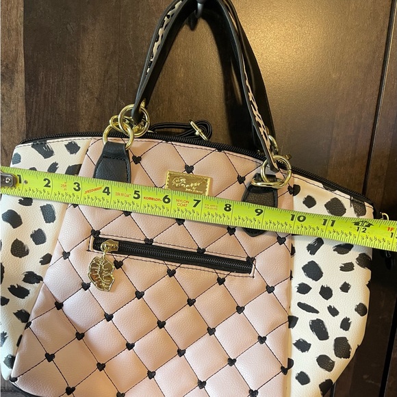 Betsy Johnson handbag - Picture 8 of 10